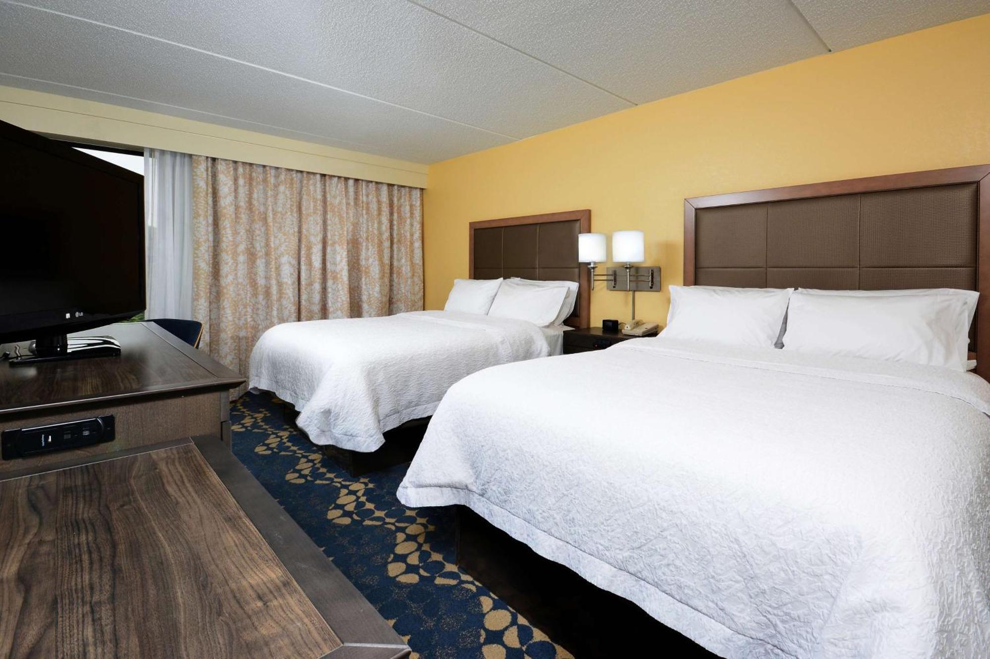 Hampton Inn Roxboro Buitenkant foto