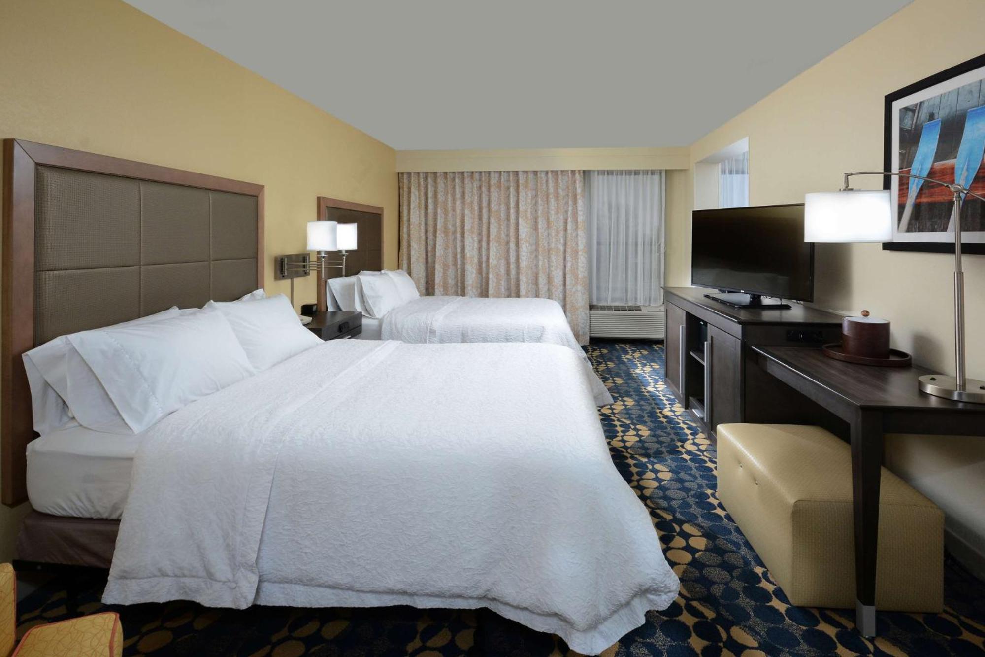 Hampton Inn Roxboro Buitenkant foto