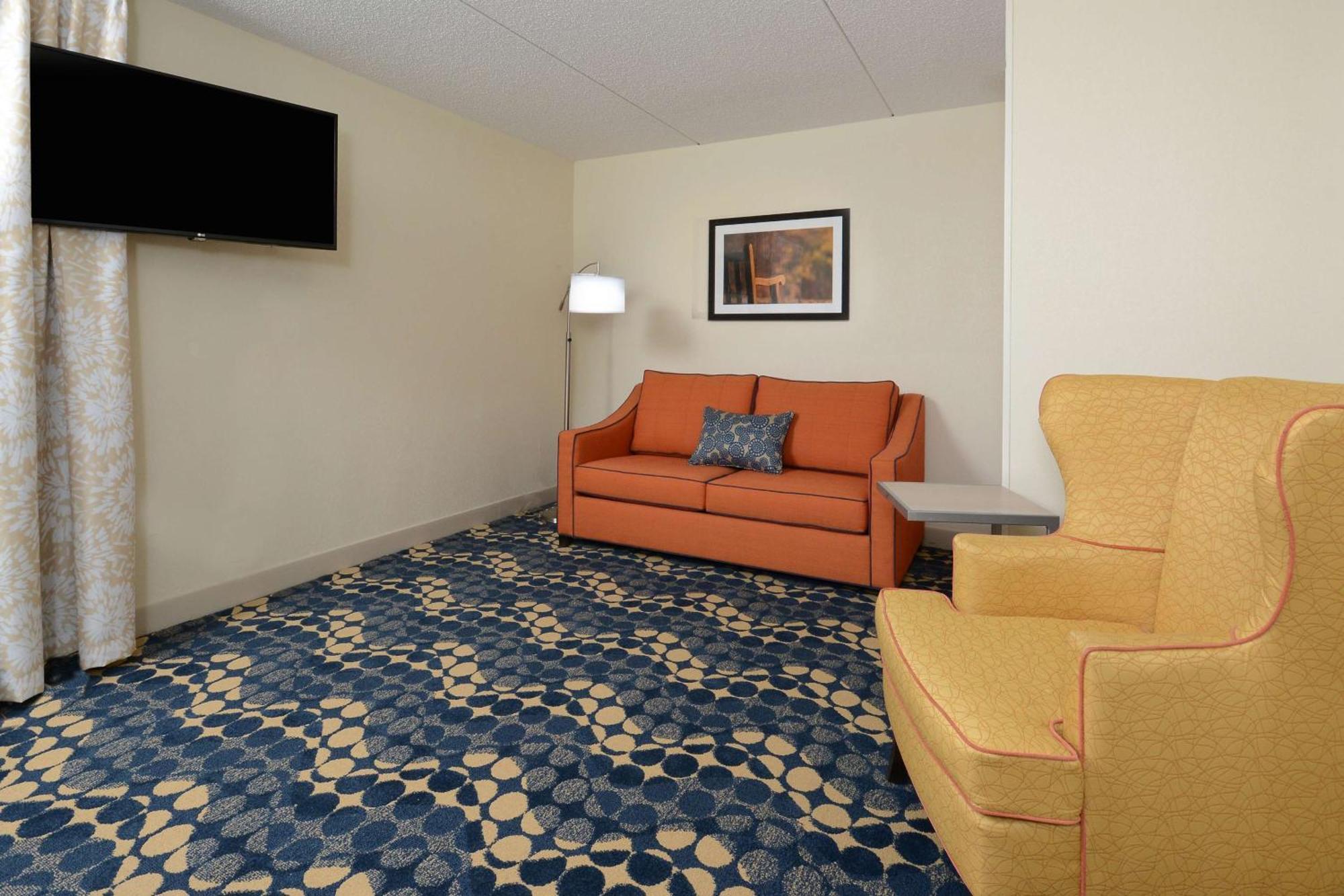Hampton Inn Roxboro Buitenkant foto