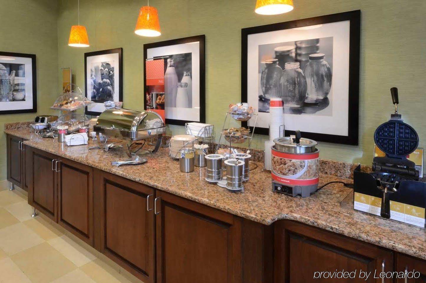 Hampton Inn Roxboro Buitenkant foto