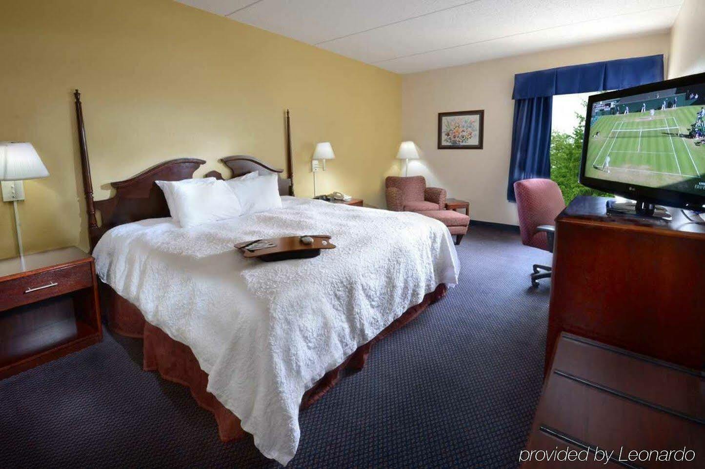 Hampton Inn Roxboro Buitenkant foto